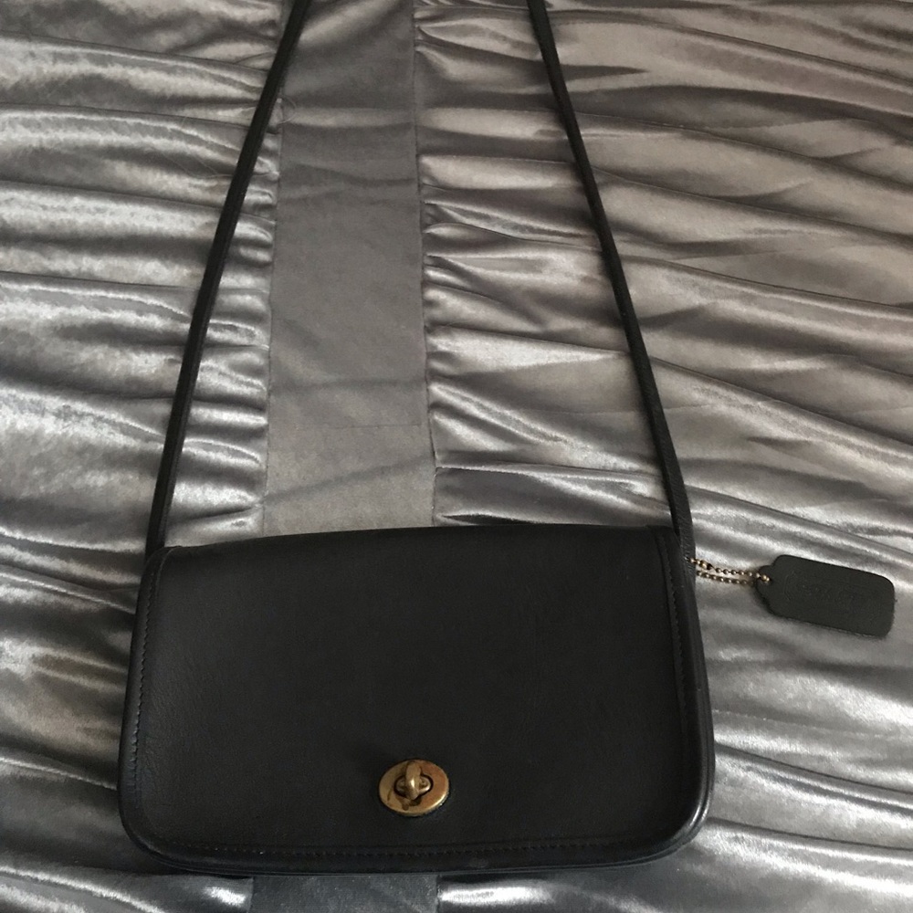 Small black vintage purse